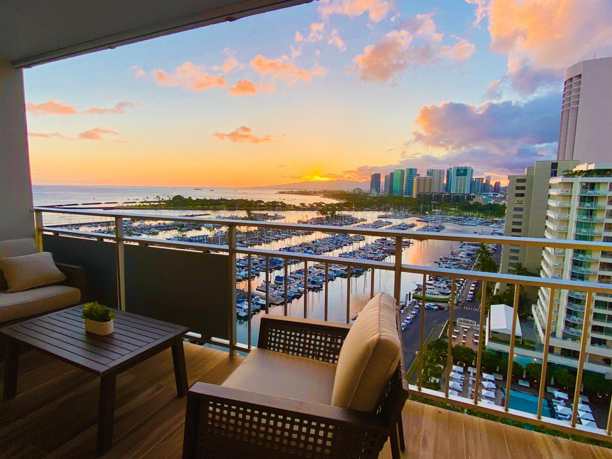Panoramic Oceanview Resort - Full Kitchen In Each Room, 2 Swimming Pools, Onsite Restaurants, Fireworks Every Friday Honolulu Ngoại thất bức ảnh