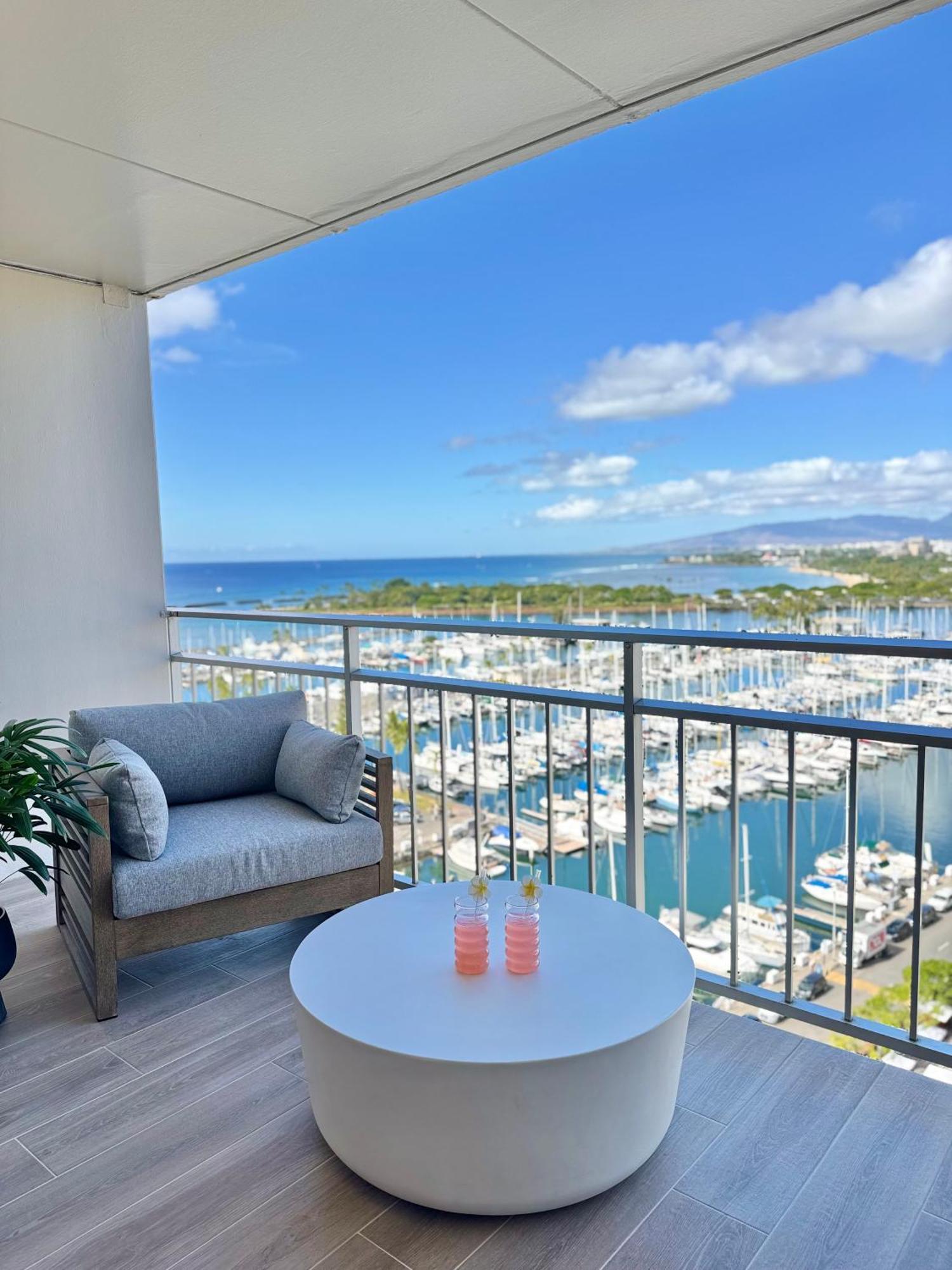 Panoramic Oceanview Resort - Full Kitchen In Each Room, 2 Swimming Pools, Onsite Restaurants, Fireworks Every Friday Honolulu Ngoại thất bức ảnh