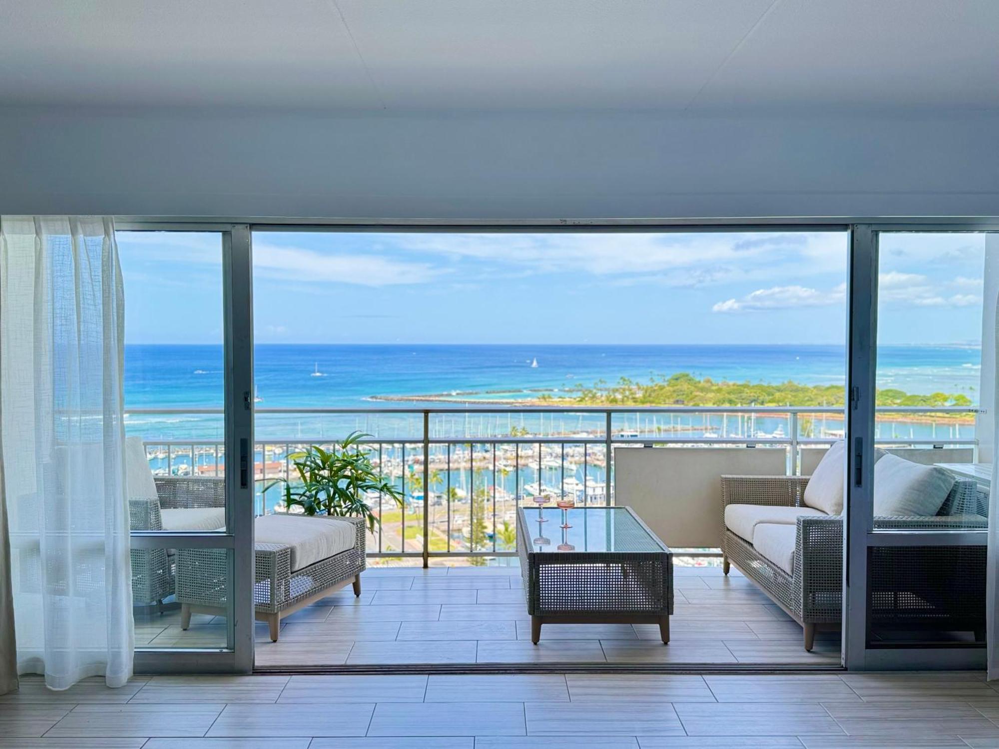 Panoramic Oceanview Resort - Full Kitchen In Each Room, 2 Swimming Pools, Onsite Restaurants, Fireworks Every Friday Honolulu Ngoại thất bức ảnh