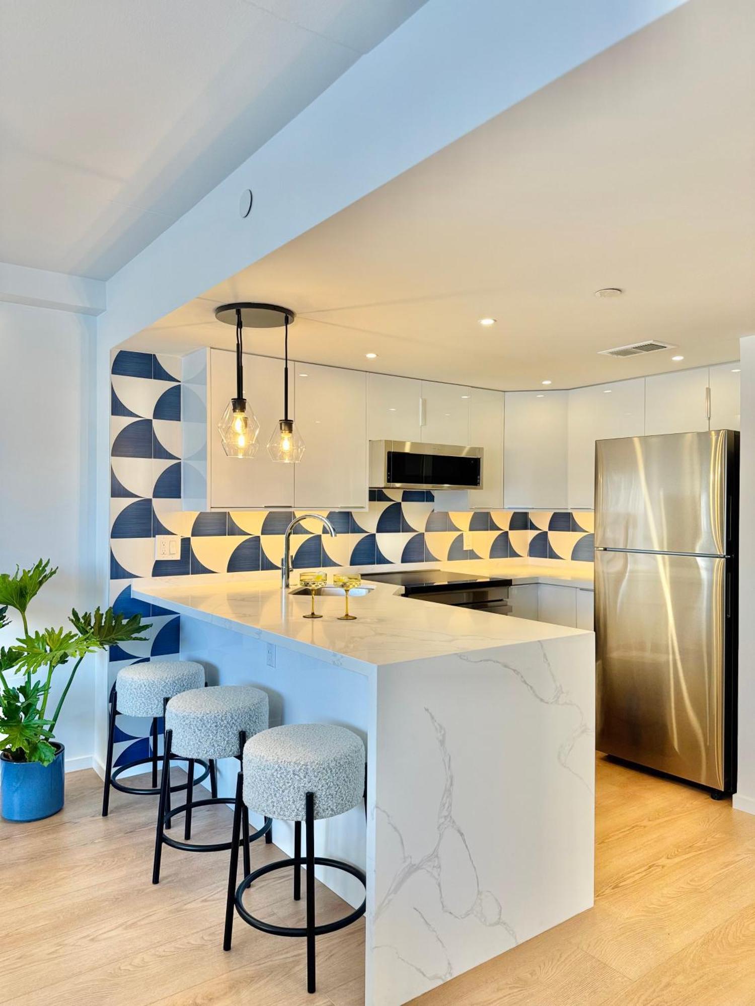 Panoramic Oceanview Resort - Full Kitchen In Each Room, 2 Swimming Pools, Onsite Restaurants, Fireworks Every Friday Honolulu Ngoại thất bức ảnh